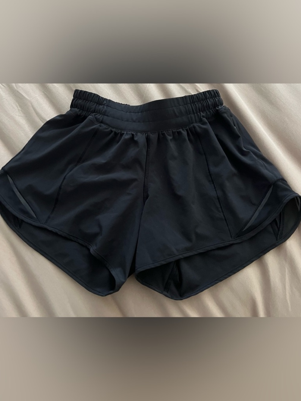 Lululemon Hotty Hot Low-Rise Shorts